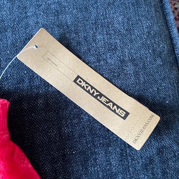 NWT - DKNY Jeans pink vest with hoodie - Picture 5 of 6